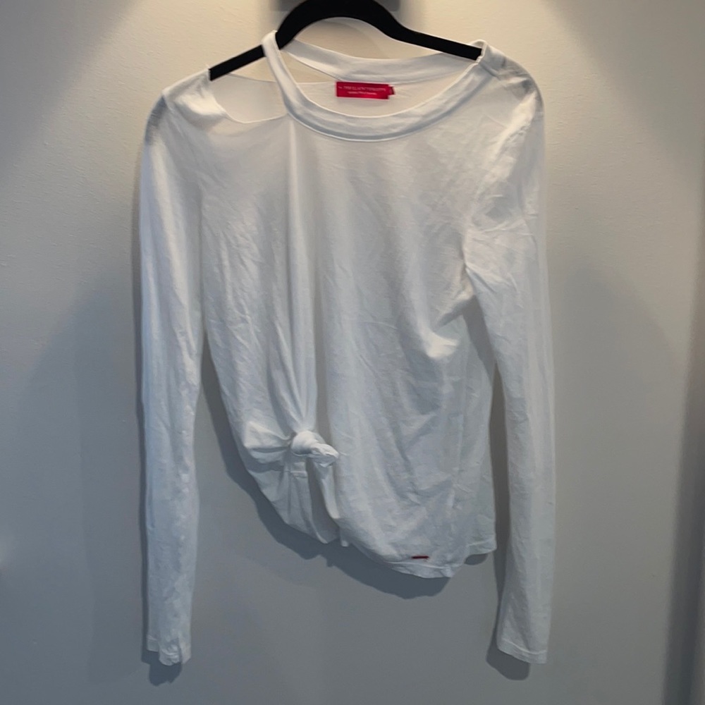 🆕 Philanthropy tie long sleeve tee